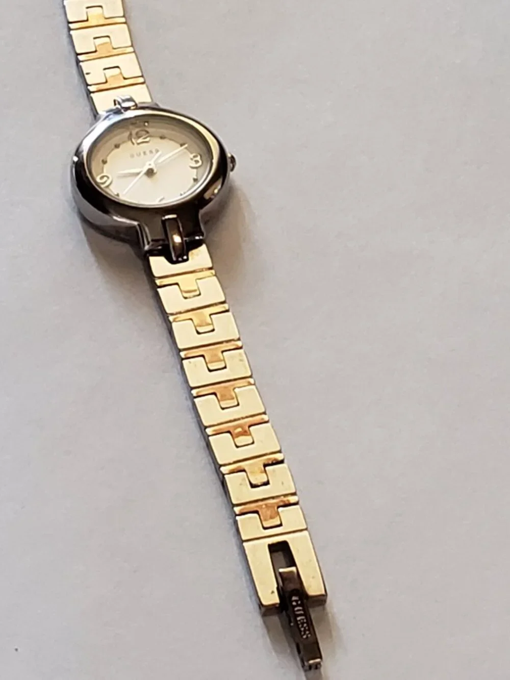 GUESS Two Tone Quartz Gold Silver Band White Face Easy to Read Ladies Watch